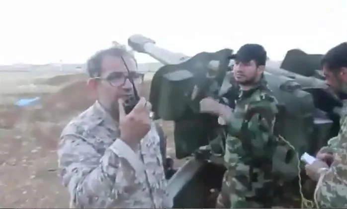 Iran dùng đạn pháo 'khủng' của Nga để tấn công phiến quân Iran dùng đạn pháo 'khủng' của Nga để tấn công phiến quân