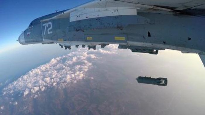 Sức mạnh khủng khiếp của Su-24M vừa Sức mạnh khủng khiếp của Su-24M vừa