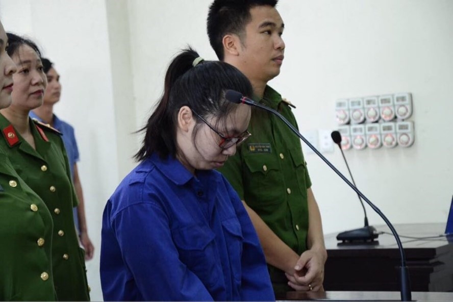 undefined 1353 vy dau doc bang tra sua