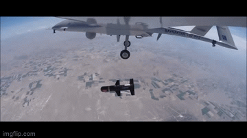 UAV của Thổ Nhĩ Kỳ bị bắn hạ khi cố gắng tấn công căn cứ Nga UAV của Thổ Nhĩ Kỳ bị bắn hạ khi cố gắng tấn công căn cứ Nga