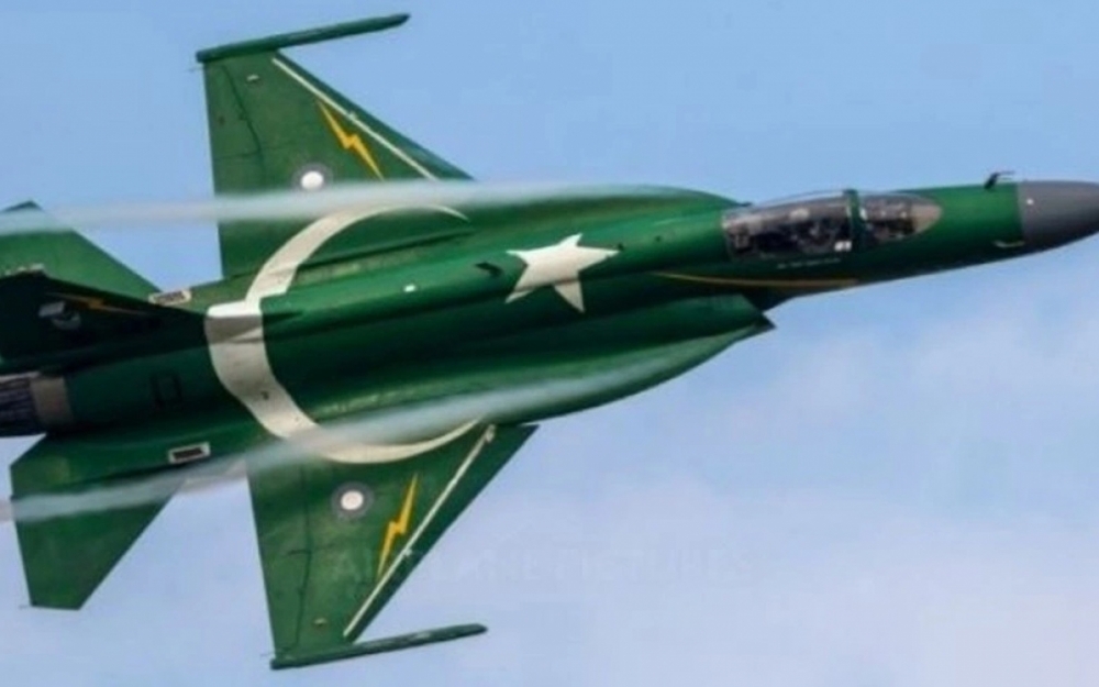 Pakistan sẽ trả đũa Afghanistan nếu 'động' đến Taliban Pakistan sẽ trả đũa Afghanistan nếu 'động' đến Taliban