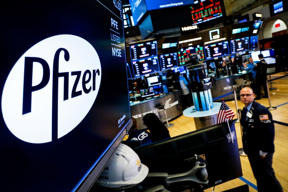 Mỹ đặt thêm 200 triệu liều vaccine Pfizer để tăng cường tiêm phòng cho trẻ em và tiêm nhắc lại Mỹ đặt thêm 200 triệu liều vaccine Pfizer để tăng cường tiêm phòng cho trẻ em và tiêm nhắc lại