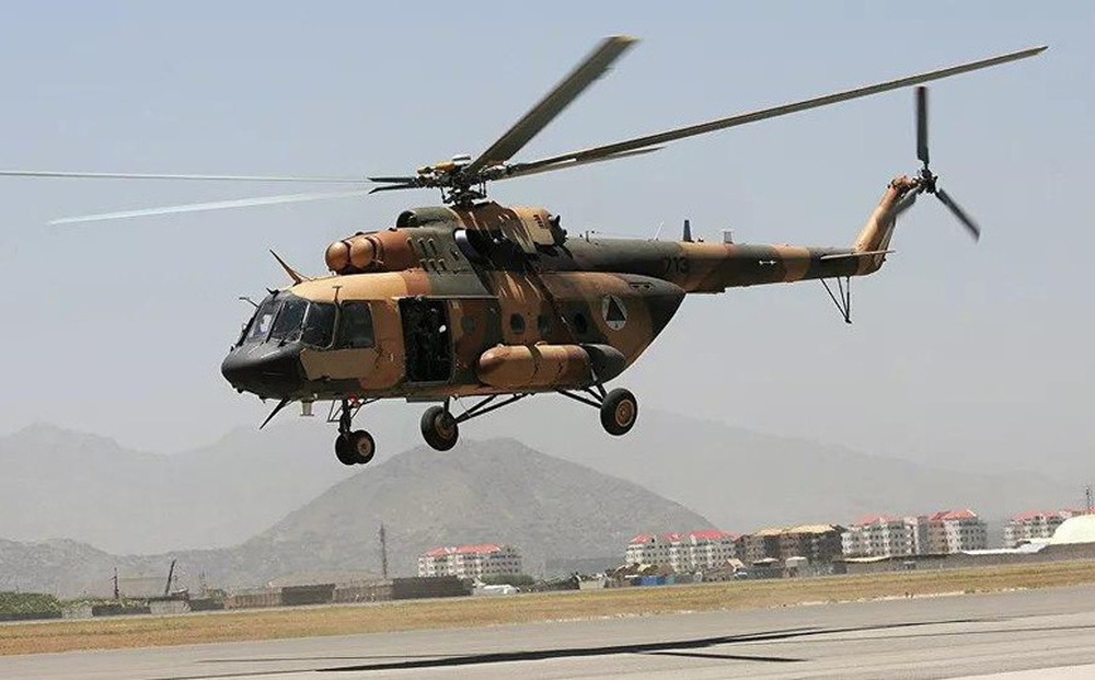 Chính quyền Kabul phản pháo sau khi trực thăng bị bắn hạ Chính quyền Kabul phản pháo sau khi trực thăng bị bắn hạ