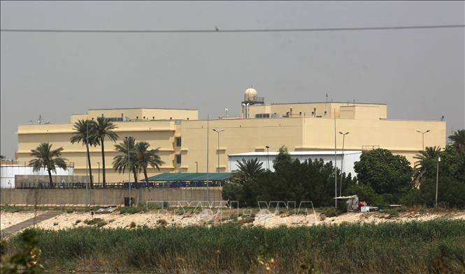 Đại sứ quán Mỹ tại Iraq lại bị nã Rocket Đại sứ quán Mỹ tại Iraq lại bị nã Rocket