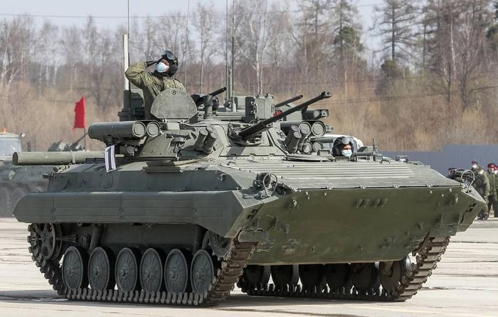 Nga điều động 17 xe chiến đấu bộ binh BMP-2M tới Tajikistan, chuẩn bị tập trận Nga điều động 17 xe chiến đấu bộ binh BMP-2M tới Tajikistan, chuẩn bị tập trận