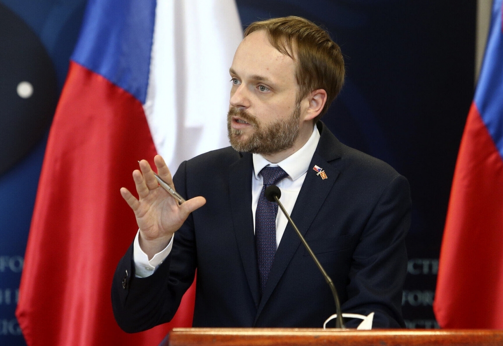 Ngoại trưởng Czech nóng lòng muốn 'làm lành' với Nga Ngoại trưởng Czech nóng lòng muốn 'làm lành' với Nga