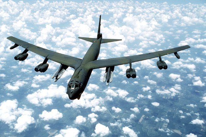 Taliban tìm cách hạ máy bay ném bom chiến lược B-52 của Mỹ Taliban tìm cách hạ máy bay ném bom chiến lược B-52 của Mỹ
