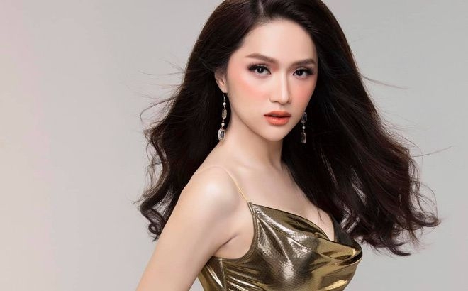 Hoa hậu Hương Giang "tái xuất", đấu giá 900 triệu ủng hộ máy thở chống dịch Covid-19 Hoa hậu Hương Giang "tái xuất", đấu giá 900 triệu ủng hộ máy thở chống dịch Covid-19