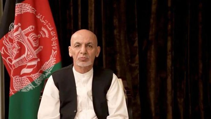 Cựu Tổng thống Afghanistan phản hồi thông tin ôm tiền tháo chạy khỏi Kabul Cựu Tổng thống Afghanistan phản hồi thông tin ôm tiền tháo chạy khỏi Kabul