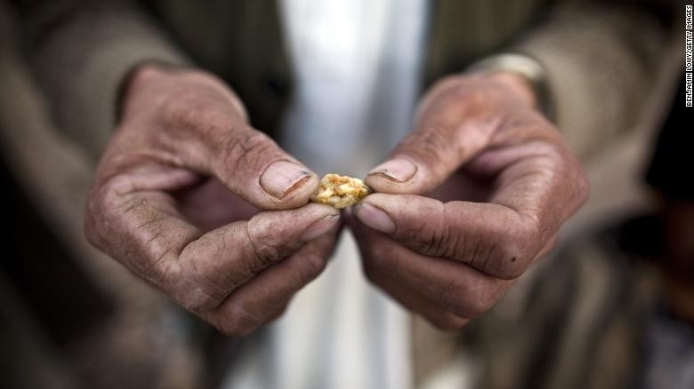 Taliban nắm trong tay cả kho khoáng sản 1.000 tỷ USD sau khi kiểm soát Afghanistan Taliban nắm trong tay cả kho khoáng sản 1.000 tỷ USD sau khi kiểm soát Afghanistan