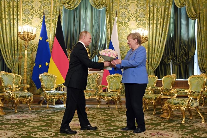 Tổng thống Putin thông báo Dòng chảy phương Bắc 2 chỉ còn 15km là hoàn thành Tổng thống Putin thông báo Dòng chảy phương Bắc 2 chỉ còn 15km là hoàn thành