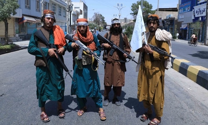 Taliban bắn chết ca sĩ Afghanistan Taliban bắn chết ca sĩ Afghanistan