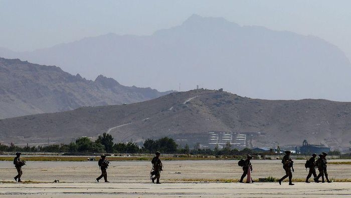 Hoa Kỳ gấp rút chuẩn bị cho chuyến bay cuối cùng rời Kabul Hoa Kỳ gấp rút chuẩn bị cho chuyến bay cuối cùng rời Kabul