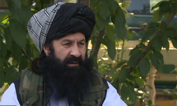 Lãnh đạo Taliban ẩu đả trong dinh tổng thống vì bất đồng việc thành lập chính phủ Lãnh đạo Taliban ẩu đả trong dinh tổng thống vì bất đồng việc thành lập chính phủ