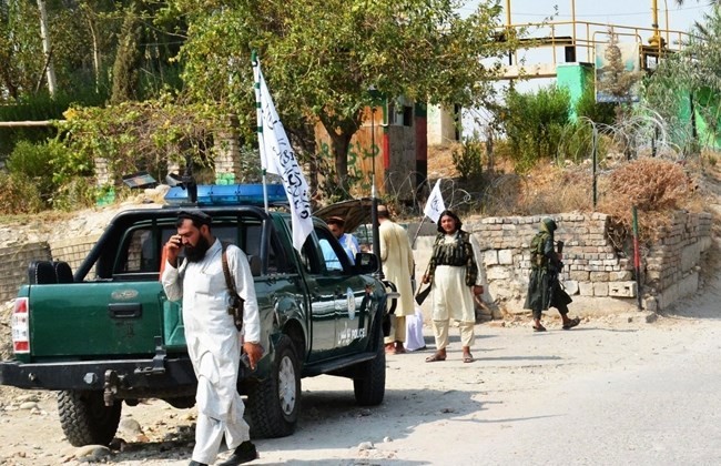 Afghanistan: 3 vụ nổ làm rung chuyển Jalalabad Afghanistan: 3 vụ nổ làm rung chuyển Jalalabad
