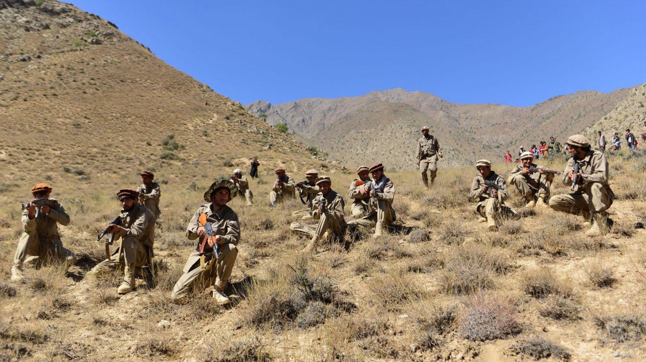 Phe kháng chiến bất ngờ phản công gần biên giới Tajikistan Phe kháng chiến bất ngờ phản công gần biên giới Tajikistan