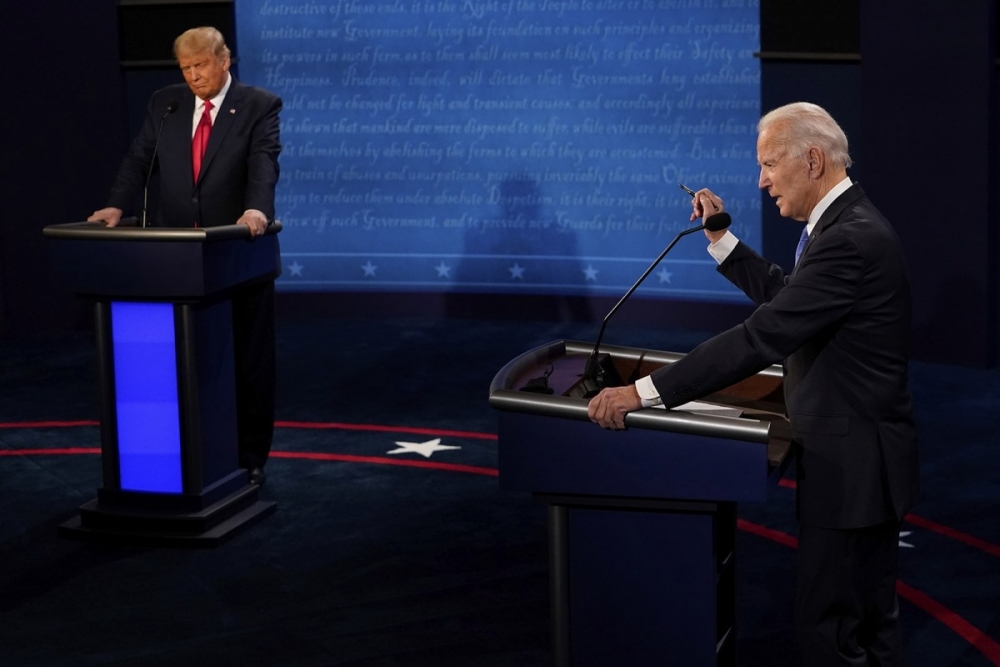 Ứng viên Joe Biden khẳng định “chưa từng nhận một xu từ nước ngoài”