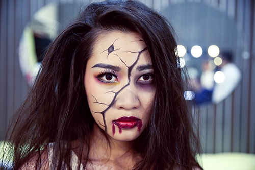 Bỏ túi những cách trang điểm cực ấn tượng cho mùa Halloween năm nay Bỏ túi những cách trang điểm cực ấn tượng cho mùa Halloween năm nay