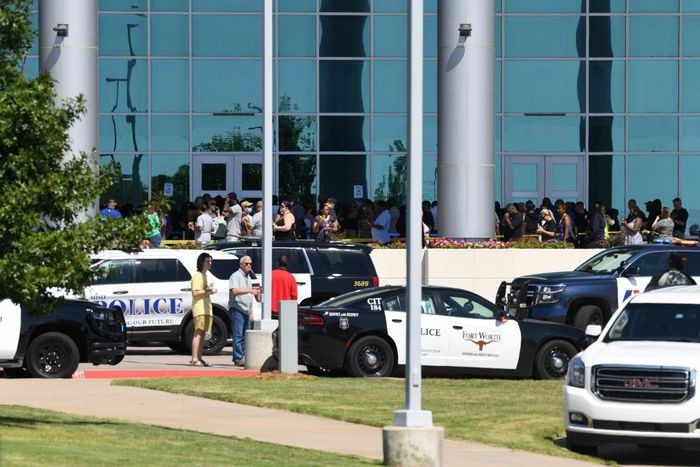 Hoa Kỳ lại rúng động vì vụ xả súng tại trường học ở Texas Hoa Kỳ lại rúng động vì vụ xả súng tại trường học ở Texas