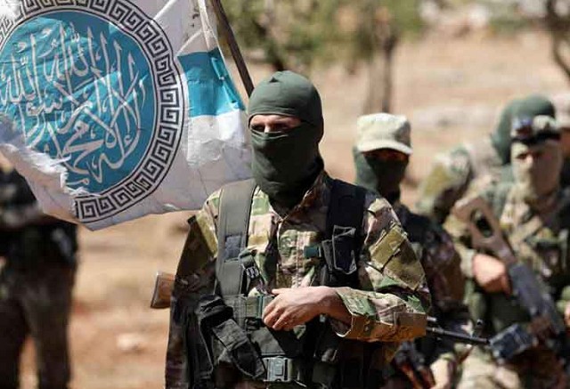 Nga dội bom phá hủy các hầm trú ẩn, truy sát thủ lĩnh nhóm khủng bố lớn nhất Syria Nga dội bom phá hủy các hầm trú ẩn, truy sát thủ lĩnh nhóm khủng bố lớn nhất Syria