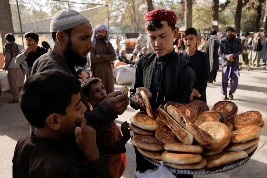 LHQ lập quỹ tín thác để cung cấp tiền mặt tại Afghanistan LHQ lập quỹ tín thác để cung cấp tiền mặt tại Afghanistan