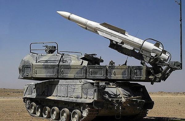 Syria triển khai bộ đôi Buk-M2 và Pantsir-S1 'khóa chặt' biên giới Thổ Nhĩ Kỳ Syria triển khai bộ đôi Buk-M2 và Pantsir-S1 'khóa chặt' biên giới Thổ Nhĩ Kỳ