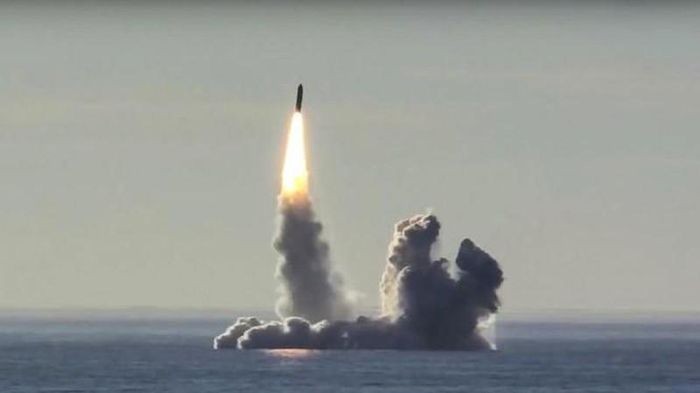 Ông Putin nói gì về việc triển khai tên lửa Nga? Ông Putin nói gì về việc triển khai tên lửa Nga?