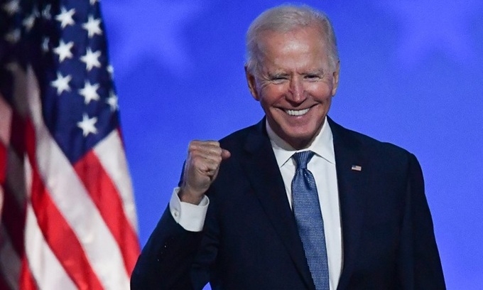 Truyền thông Mỹ chờ thời điểm Biden tuyên bố thắng cử, biên tập viên hạng A đã được xếp lịch lên sóng gấp rút Truyền thông Mỹ chờ thời điểm Biden tuyên bố thắng cử, biên tập viên hạng A đã được xếp lịch lên sóng gấp rút