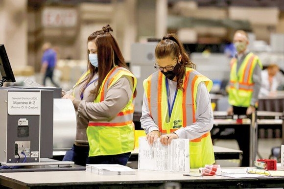 Đã có kết quả sơ bộ kiểm phiếu lại bằng tay ở bang chiến trường Georgia Đã có kết quả sơ bộ kiểm phiếu lại bằng tay ở bang chiến trường Georgia
