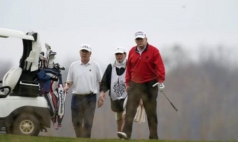Trump ung dung đi chơi golf giữa phiên họp trực tuyến G20 Trump ung dung đi chơi golf giữa phiên họp trực tuyến G20