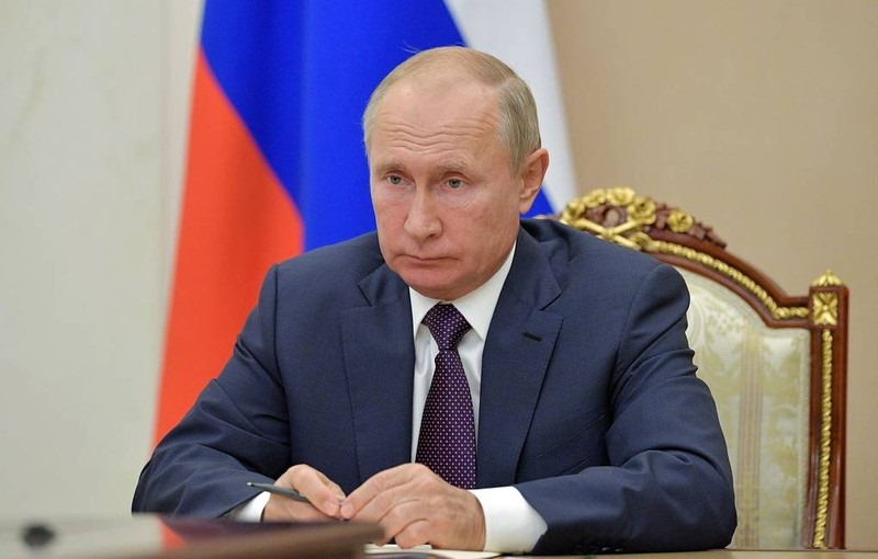Vì sao ông Putin chưa tiêm vaccine Sputnik V dù khẳng định hiệu quả lên tới 95%? Vì sao ông Putin chưa tiêm vaccine Sputnik V dù khẳng định hiệu quả lên tới 95%?