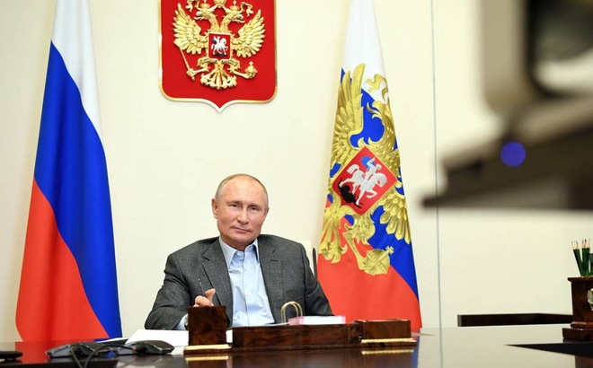 Tổng thống Putin tuyên bố Nga sẽ phát triển ở Bắc Cực và các vùng lãnh thổ phương Bắc Tổng thống Putin tuyên bố Nga sẽ phát triển ở Bắc Cực và các vùng lãnh thổ phương Bắc
