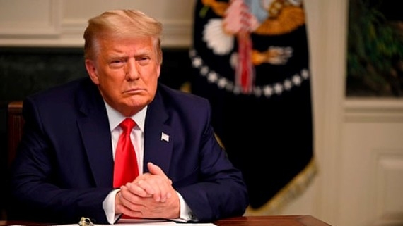 Tổng thống Mỹ Donald Trump liên tiếp nhận tin 'không vui'