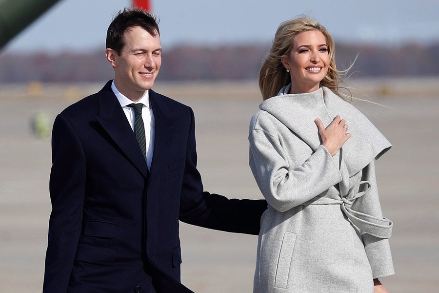 Ái nữ nhà Trump Ivanka đã có những bước khởi động đầu tiên cho kế hoạch rời Nhà Trắng Ái nữ nhà Trump Ivanka đã có những bước khởi động đầu tiên cho kế hoạch rời Nhà Trắng