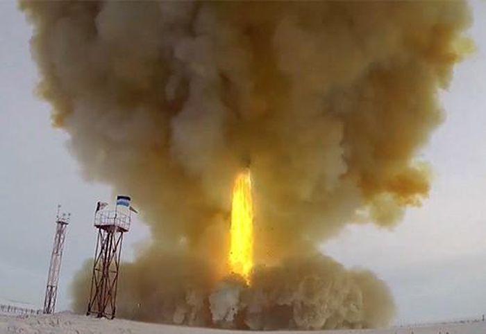 Chuyên gia quân sự tiết lộ cách tên lửa Avangard của Nga né phòng không Mỹ bằng chiêu thức siêu đơn giản Chuyên gia quân sự tiết lộ cách tên lửa Avangard của Nga né phòng không Mỹ bằng chiêu thức siêu đơn giản
