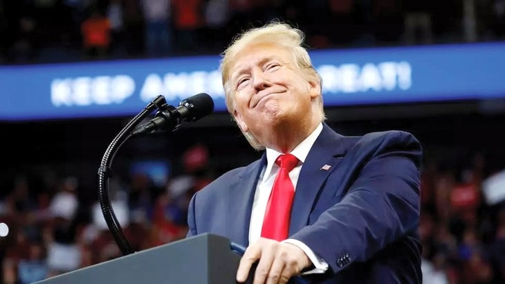 Ông Trump ký lệnh ân xá cho thông gia cùng hàng loạt đồng minh Ông Trump ký lệnh ân xá cho thông gia cùng hàng loạt đồng minh
