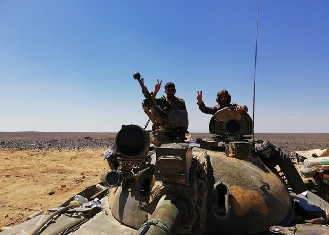 Quân đội Syria bị lực lượng thánh chiến tấn công dữ dội ở “chảo lửa” Idlib Quân đội Syria bị lực lượng thánh chiến tấn công dữ dội ở “chảo lửa” Idlib
