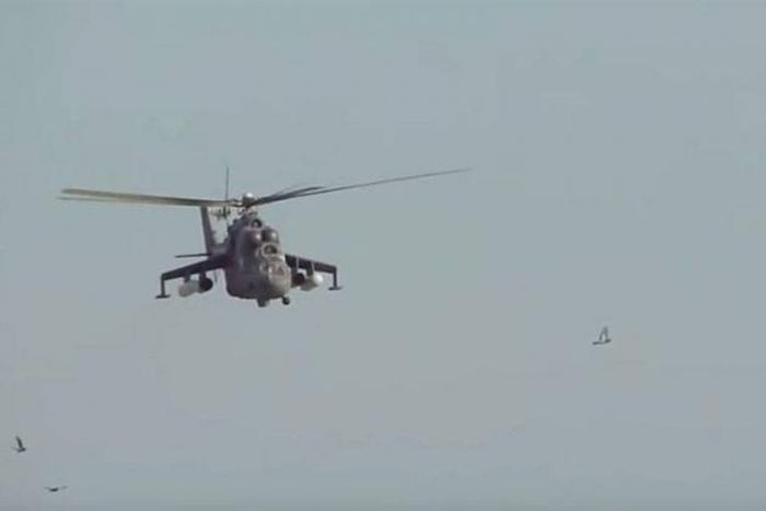 Dân Syria thỉnh cầu quân đội Nga gửi lực lượng tới giúp đỡ Dân Syria thỉnh cầu quân đội Nga gửi lực lượng tới giúp đỡ