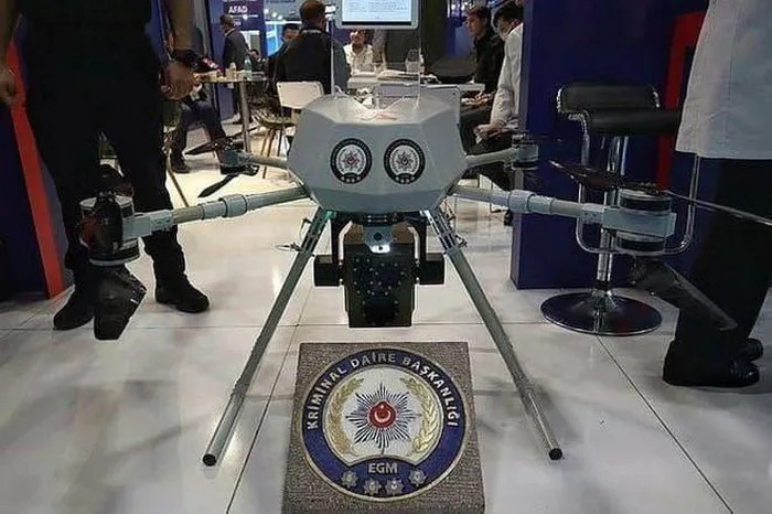 Thổ Nhĩ Kỳ thử nghiệm thành công UAV đầu tiên trên thế giới trang bị vũ khí laser Thổ Nhĩ Kỳ thử nghiệm thành công UAV đầu tiên trên thế giới trang bị vũ khí laser