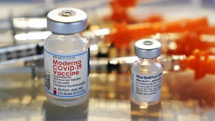 Australia hoàn trả cho Anh hàng triệu liều vaccine Australia hoàn trả cho Anh hàng triệu liều vaccine