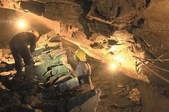 Sập mỏ vàng đã đóng cửa tại Sudan, ít nhất 38 người thiệt mạng Sập mỏ vàng đã đóng cửa tại Sudan, ít nhất 38 người thiệt mạng