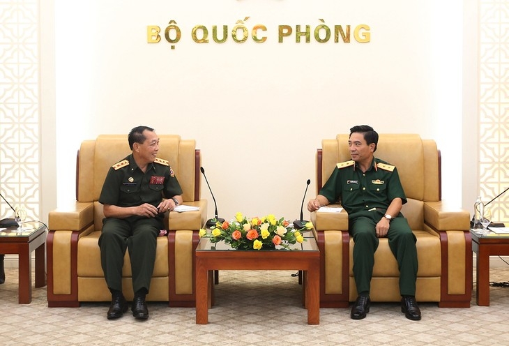 ກະຊວງປ້ອງກັນປະເທດ ຫວຽດນາມ - ລາວ ເອົາໃຈໃສ່ຜັນຂະຫຍາຍການຮ່ວມມືທາງດ້ານຕິດຕໍ່ສື່ສານ ກະຊວງປ້ອງກັນປະເທດ ຫວຽດນາມ - ລາວ ເອົາໃຈໃສ່ຜັນຂະຫຍາຍການຮ່ວມມືທາງດ້ານຕິດຕໍ່ສື່ສານ