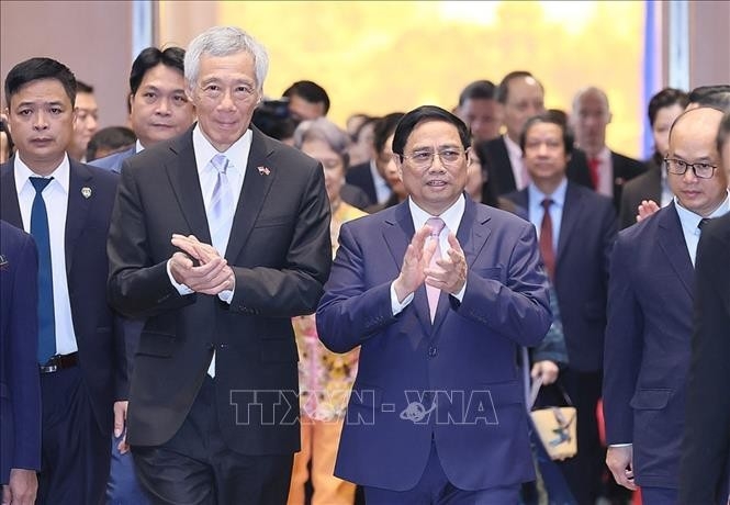 ຫວຽດນາມ - ສິງກະ​ໂປ​ໄດ້ລົງ​ນາມ​ໃນ​ສັນຍາ​ຮ່ວມ​ມື​ພັດທະນາ 12 ​ໂຄງການ VSIP ​ໃໝ່