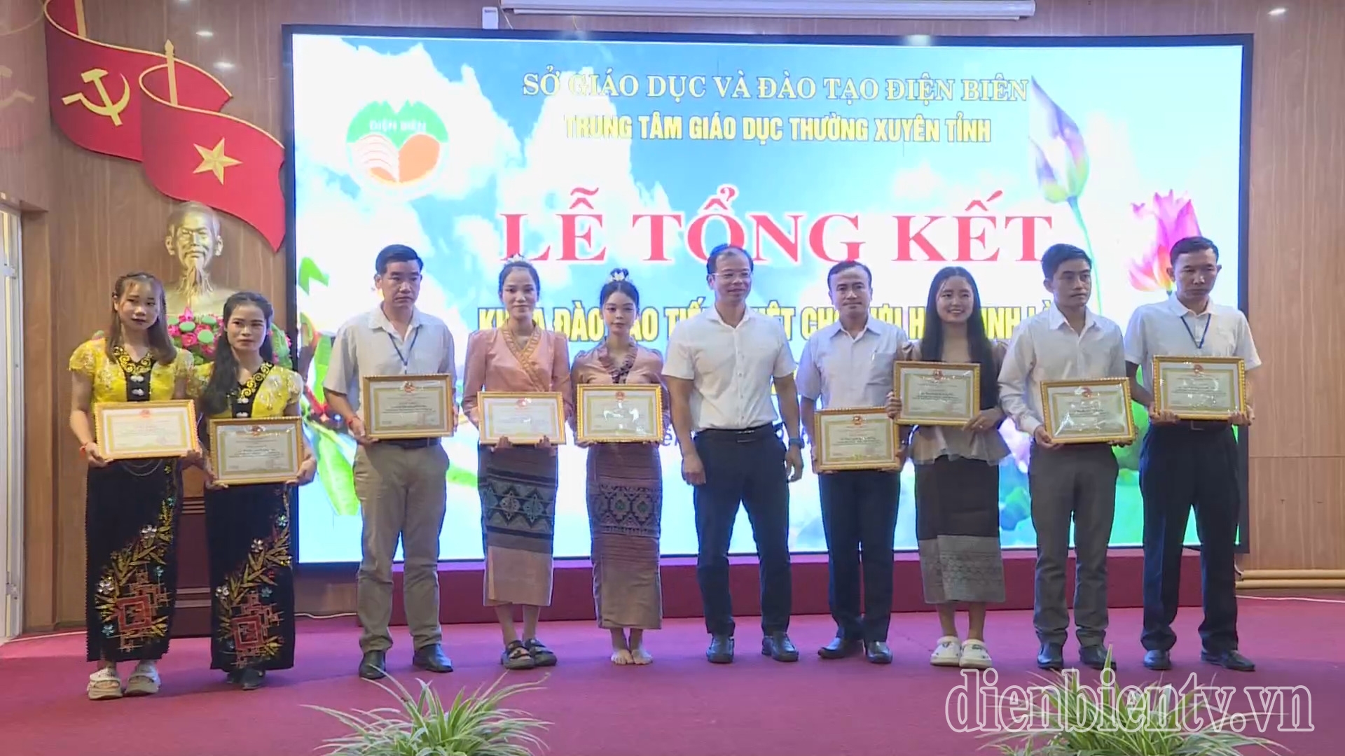 ສະຫຼຸບຊຸດຮຽນພາສາຫວຽດນາມ ສຳລັບນັກສຶກສາລາວ