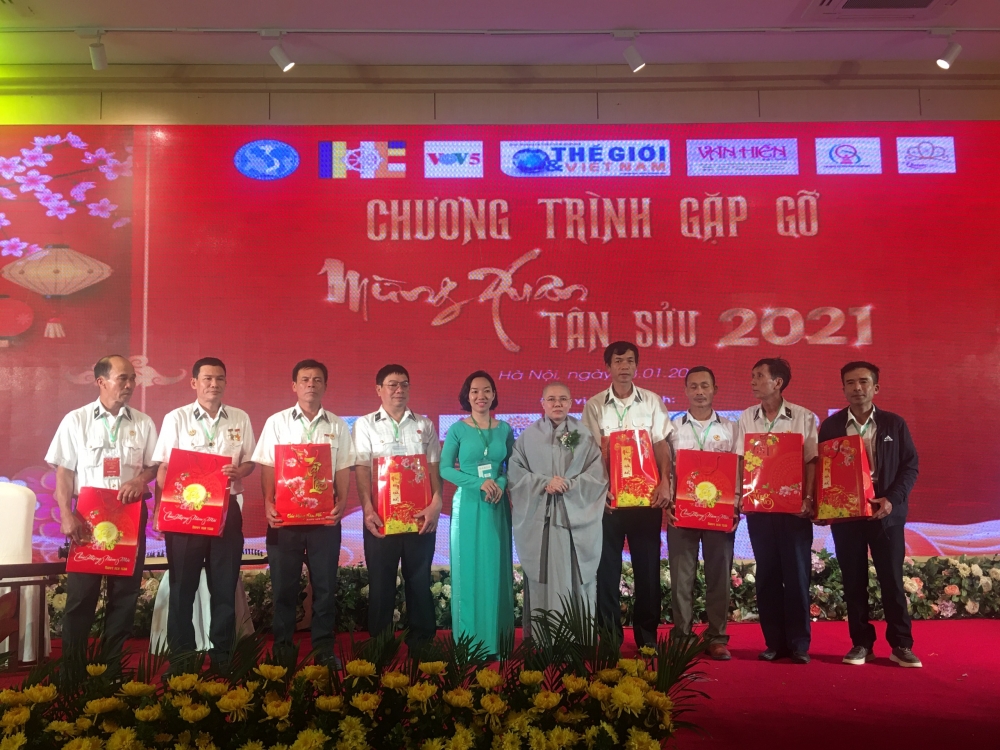 Gặp gỡ mừng xuân Tân Sửu: chia sẻ thành quả; động viên tinh thần người Việt xa xứ