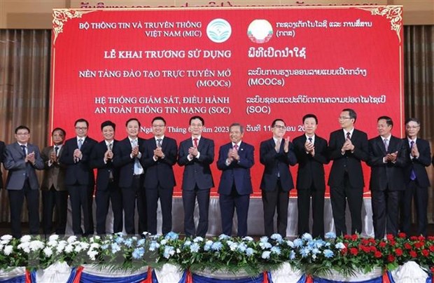 Việt Nam bàn giao 2 hệ thống góp phần giúp Lào đẩy nhanh chuyển đổi số hình ảnh 1 Viet Nam ban giao 2 he thong gop phan giup Lao day nhanh chuyen doi so hinh anh 1