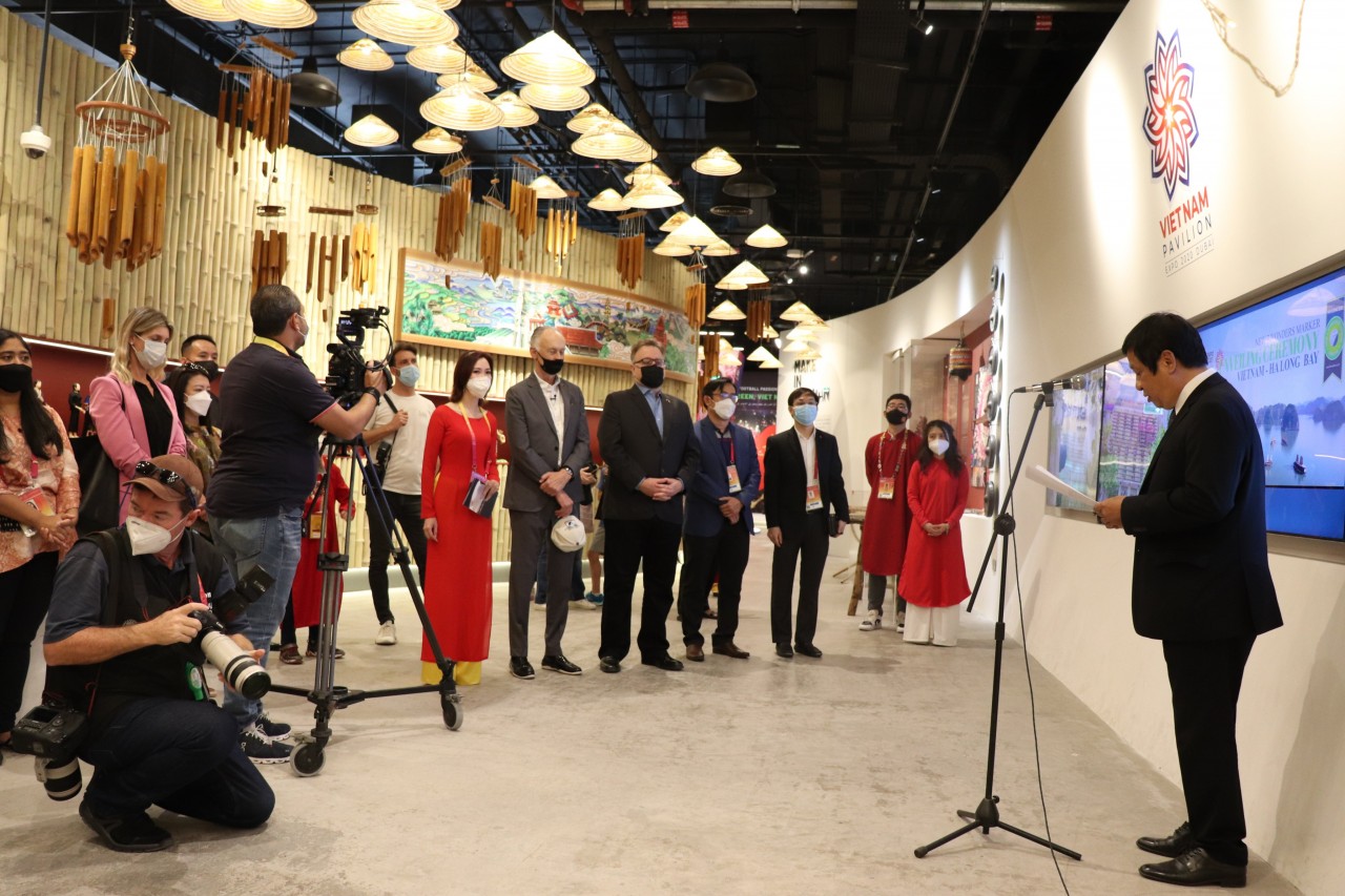 Vịnh Hạ Long được EXPO 2020 Dubai tôn vinh là kỳ quan mới của thế giới Vịnh Hạ Long được EXPO 2020 Dubai tôn vinh là kỳ quan mới của thế giới