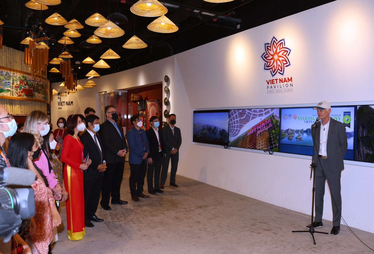 Vịnh Hạ Long được EXPO 2020 Dubai tôn vinh là kỳ quan mới của thế giới Vịnh Hạ Long được EXPO 2020 Dubai tôn vinh là kỳ quan mới của thế giới