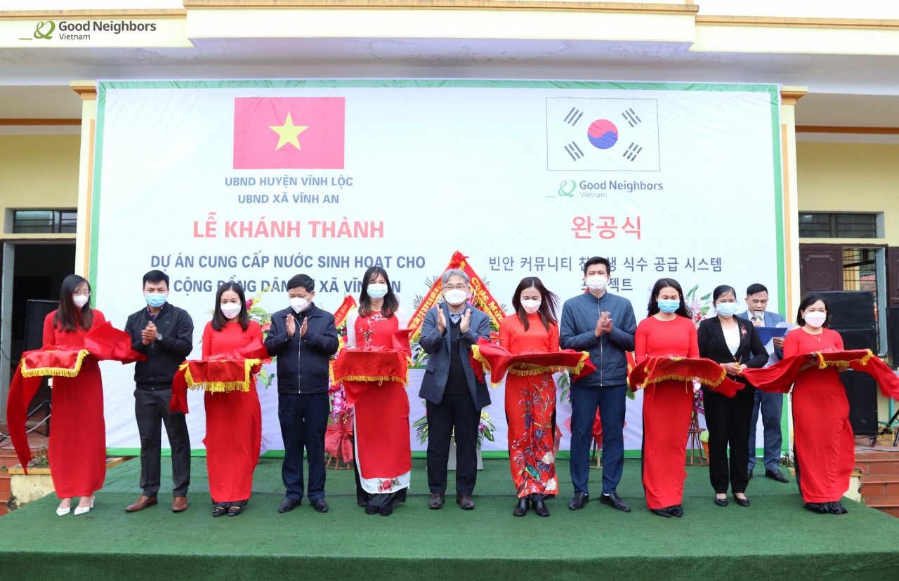 Người dân Vĩnh An (Thanh Hóa) được thụ hưởng công trình nước sạch do Tổ chức GNI hỗ trợ Người dân Vĩnh An (Thanh Hóa) được thụ hưởng công trình nước sạch do Tổ chức GNI hỗ trợ