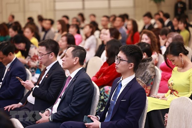 Thủ tướng: Người Việt tại Singapore là cầu nối hữu nghị giữa hai nước hình ảnh 3 Thu tuong: Nguoi Viet tai Singapore la cau noi huu nghi giua hai nuoc hinh anh 3